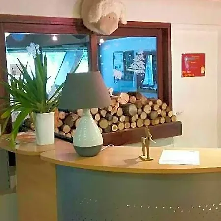 Hotel Le Du Ticou 2*